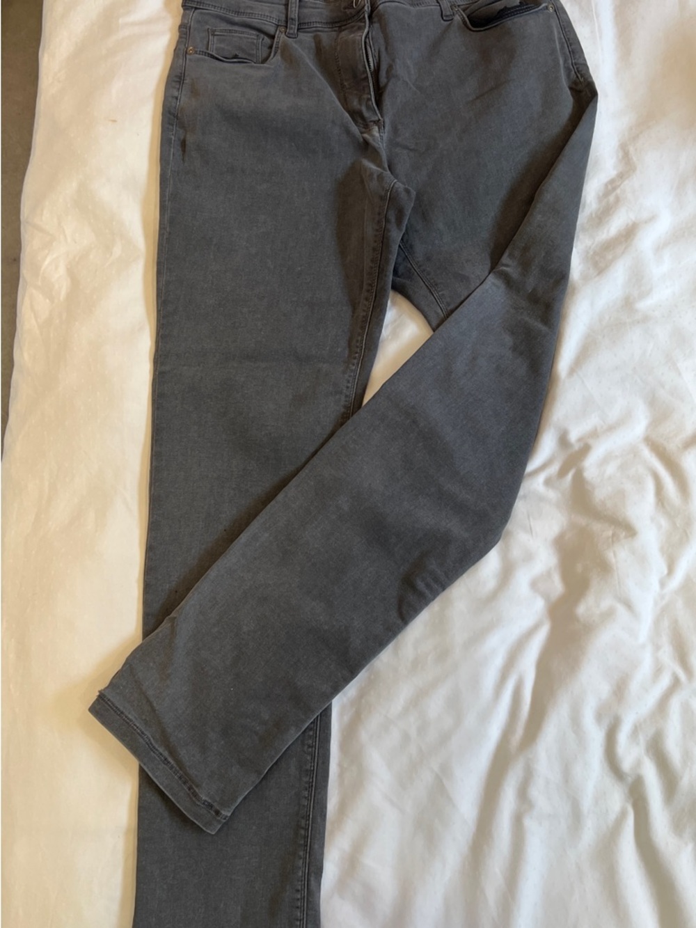 Women's Skinny Gray Jeans with Stretch